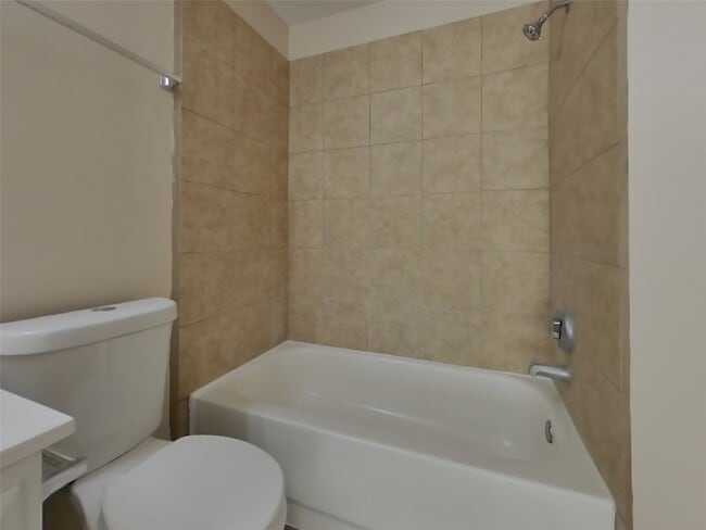 Building Photo - 3259 Jorns St