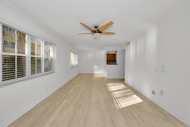Building Photo - 1515 E Broward Blvd
