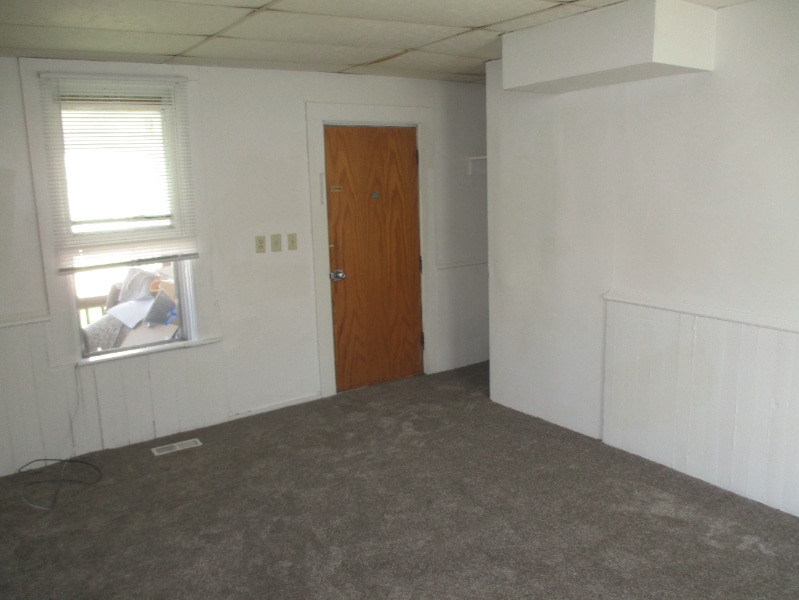 Building Photo - 922 Cameron Ave