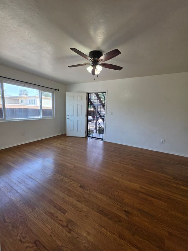 Building Photo - 4415 Rosebud Ln