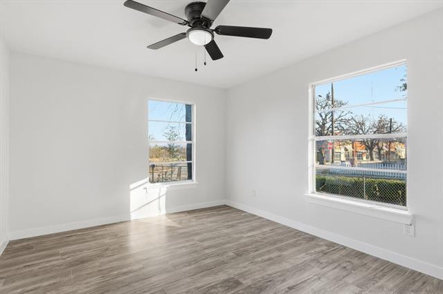 Building Photo - 405 Jannie St