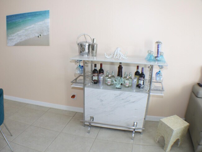 Building Photo - 201 N Ocean Blvd