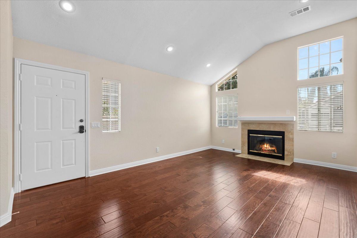 Building Photo - 6642 Brighton Pl