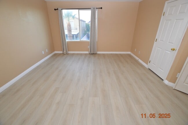 Building Photo - 10014 Hermit Rapids Ave