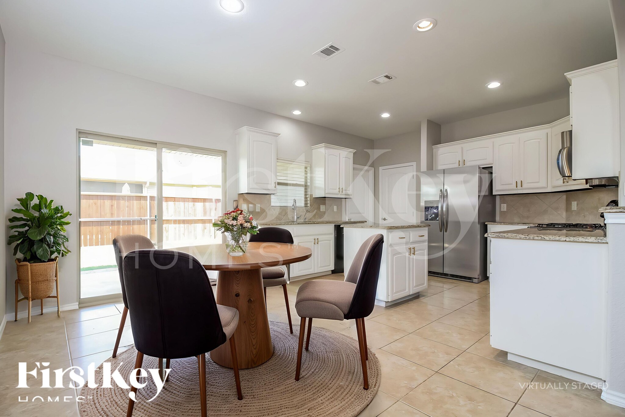 Building Photo - 1100 Nora Ln