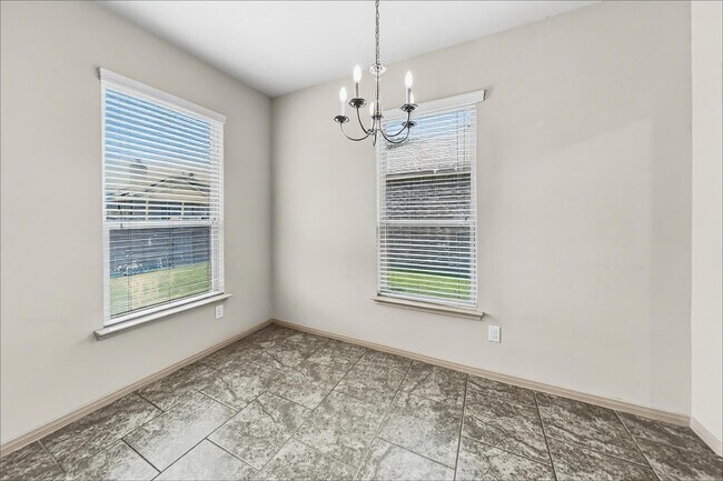 Building Photo - 2201 Jefferson Crossing Dr