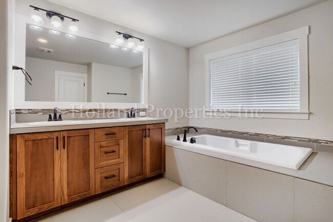 Building Photo - Beautiful North Bethany Home with Resort-Style Amenities & Walkable Location!