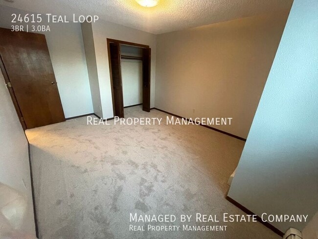 Building Photo - 24615 Teal Loop