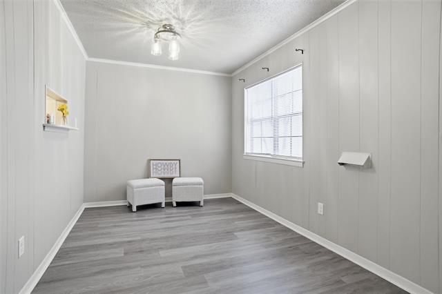 Building Photo - 3215 Las Vegas Trail