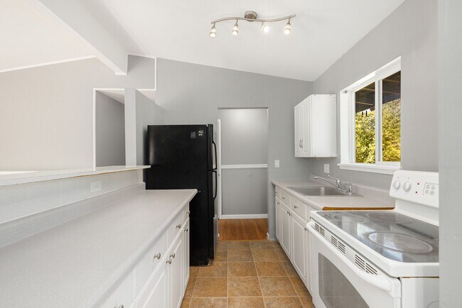 Building Photo - 19404 74th Ave W