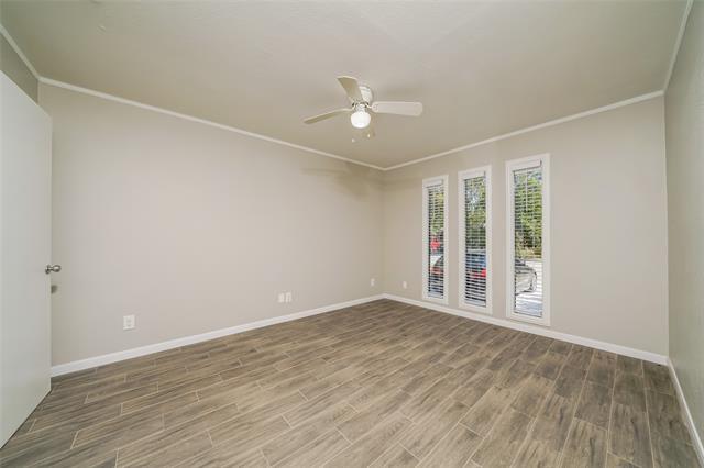 Building Photo - 2937 Larry Dr