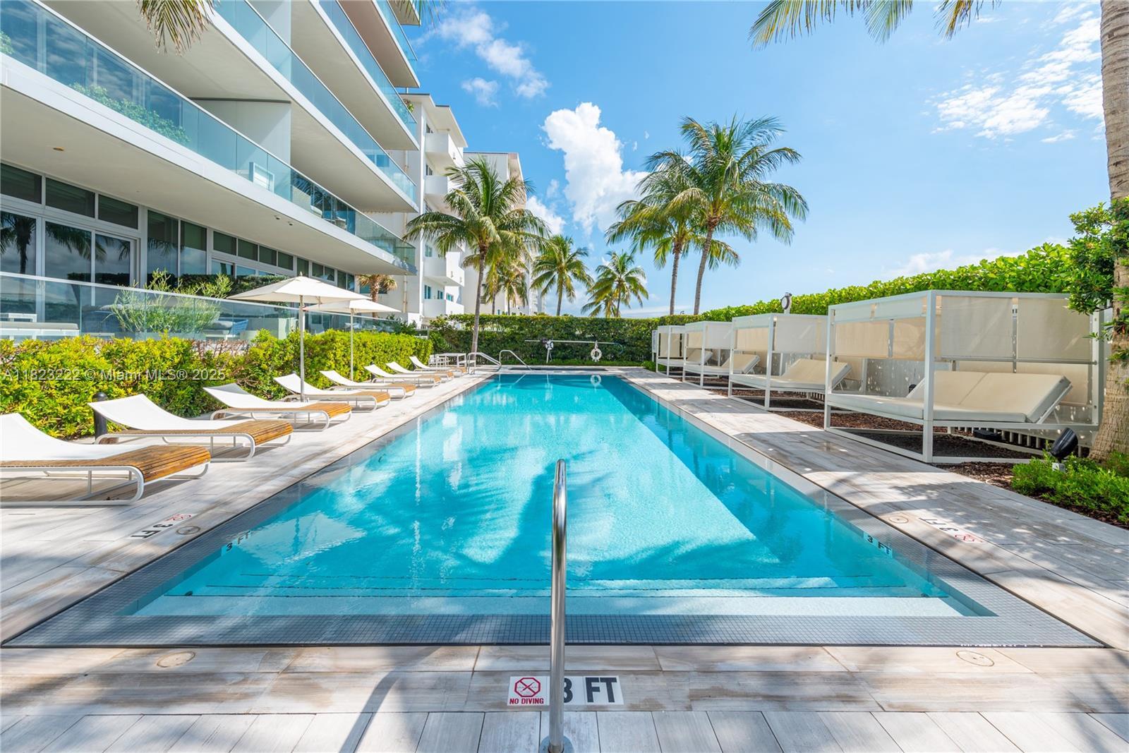 Building Photo - 321 Ocean Dr