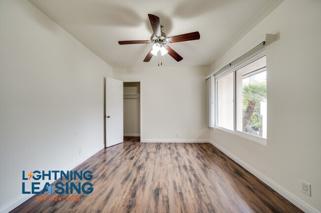 Building Photo - 1060 S Stanley Ave