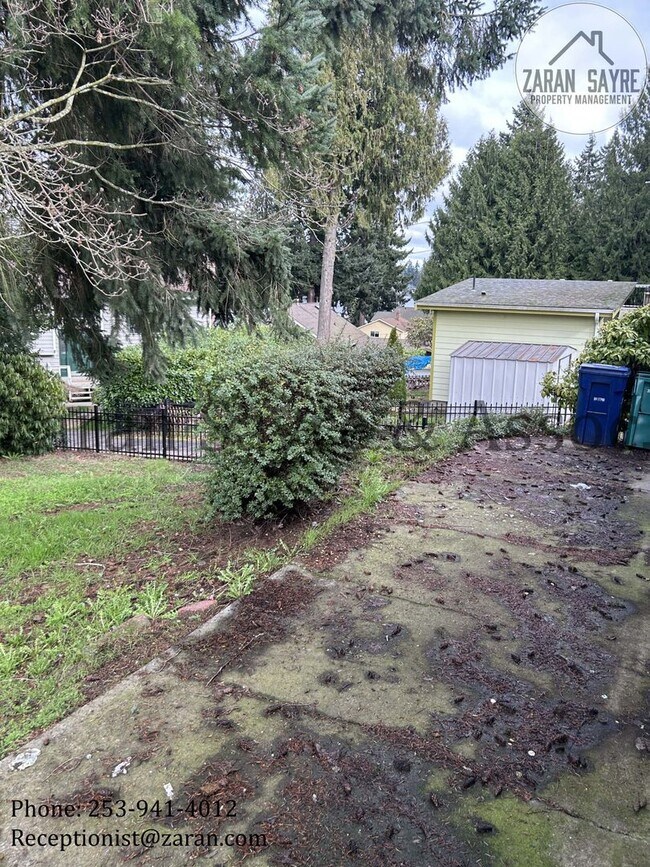 Building Photo - 186 - Steel Lake Home- Great Location!