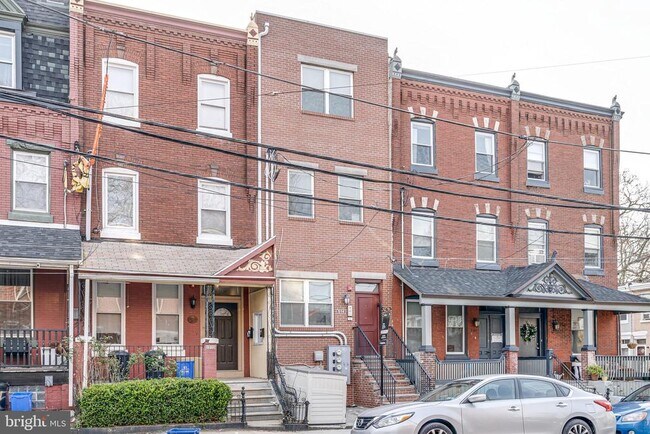 Building Photo - 514 N 39th St