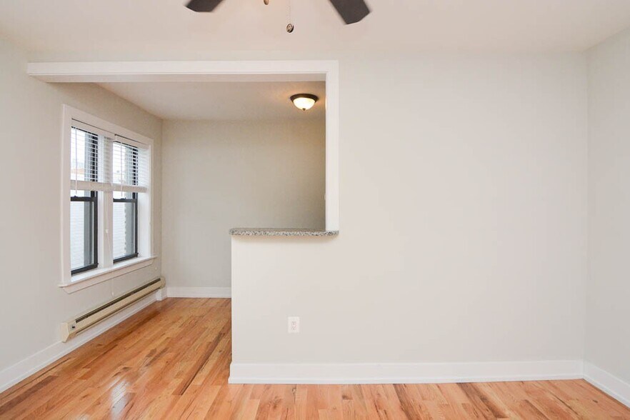 Building Photo - 2847 N Orchard St