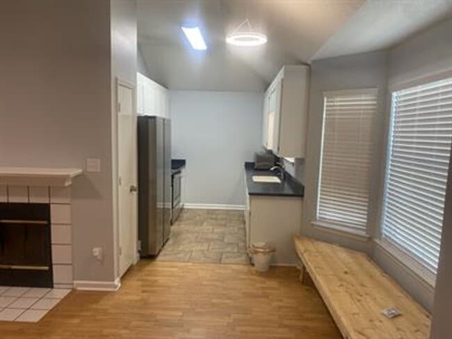 Building Photo - 208 Cypress Creek Dr