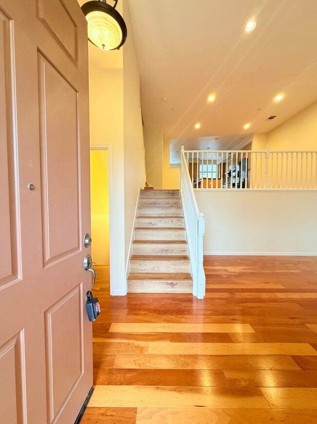 Building Photo - 6353 Byron Ln