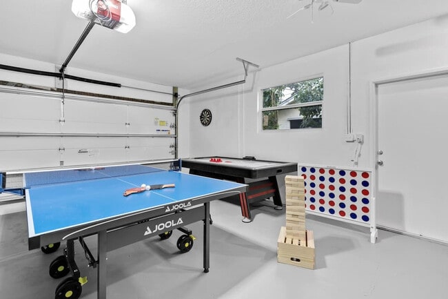 Building Photo - 2065 SW 28th Terrace