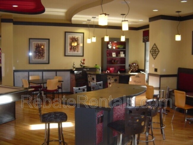 Building Photo - 10435 Mid Town Pkwy