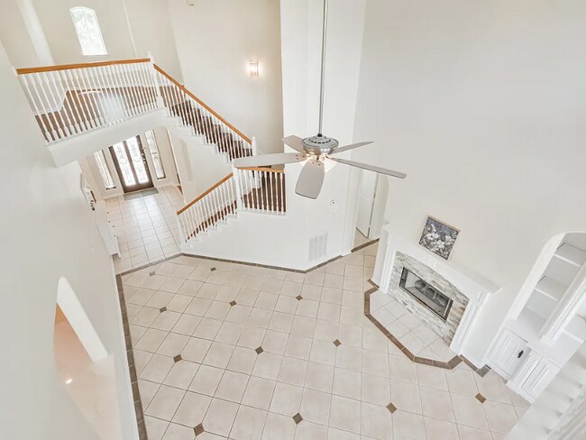 Building Photo - 2502 Bridge Hampton Way