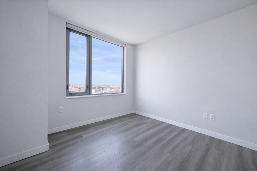 Building Photo - 1524 Sheepshead Bay Rd