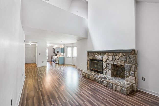 Building Photo - 3606 Top of the Pines Ct