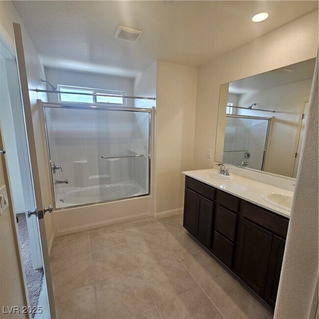 Building Photo - 3628 Vila Baleira Ln