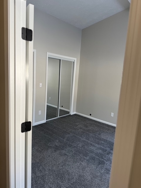 Building Photo - 2 Bedroom 2 Bath