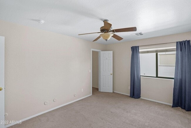 Building Photo - 15422 N 169th Ln