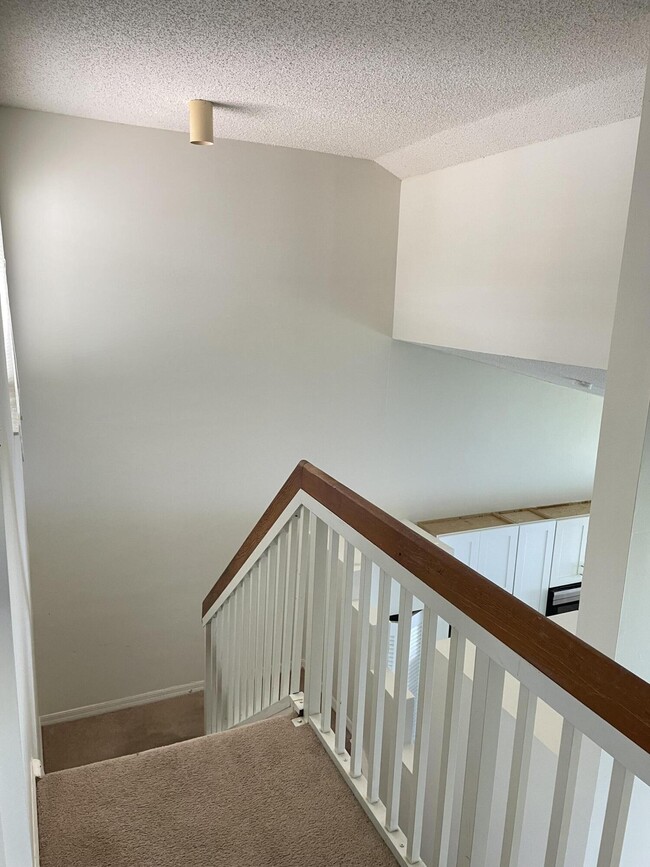 Building Photo - 13212 Glenmoor Dr