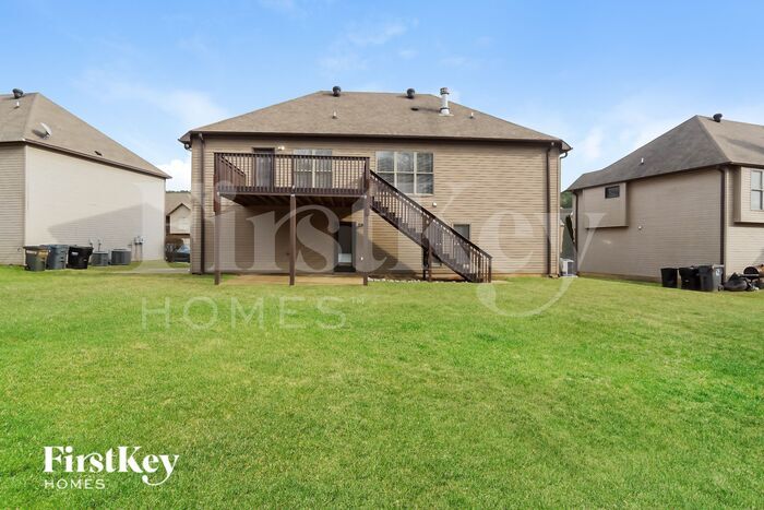Building Photo - 5179 Meadow Lake Cir