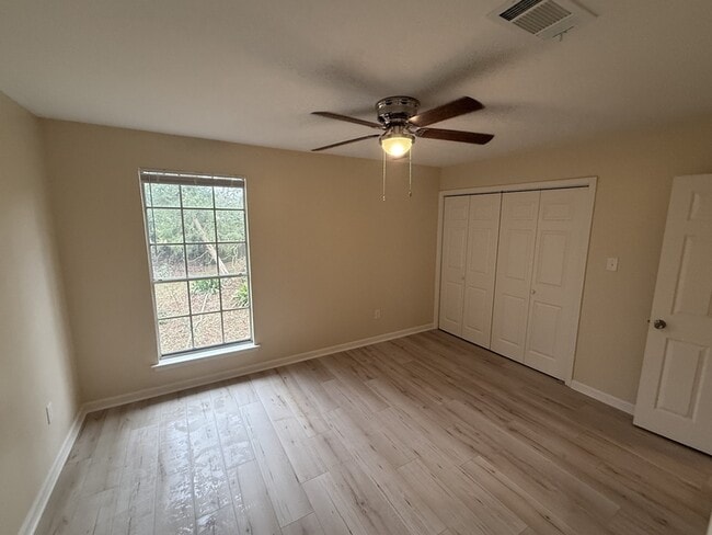 Building Photo - 5337-145 Rosedown Ct