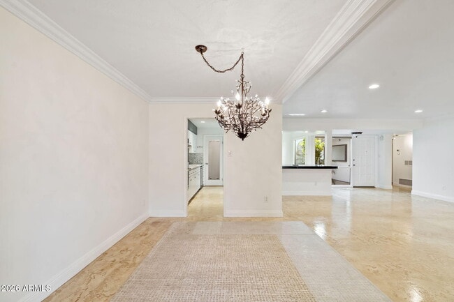 Building Photo - 2614 E Osborn Rd