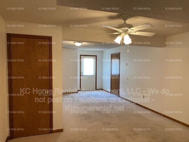 Building Photo - 8002 NW 79th Pl