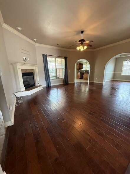 Building Photo - 6405 S 49th St