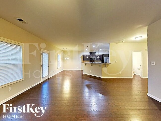 Building Photo - 7 Abington Ln