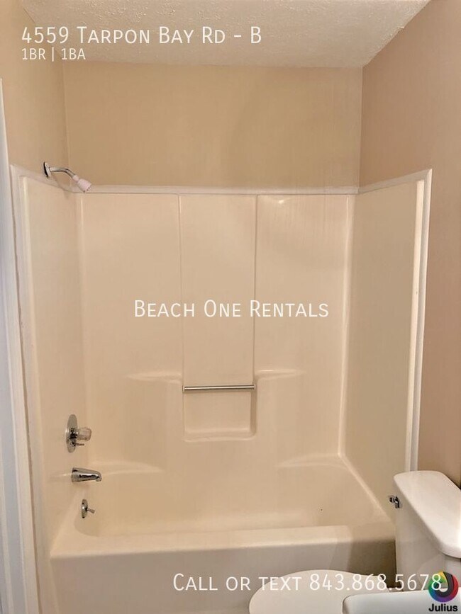 Building Photo - Forestbrook - 1 bed/1 bath Duplex-Applicat...