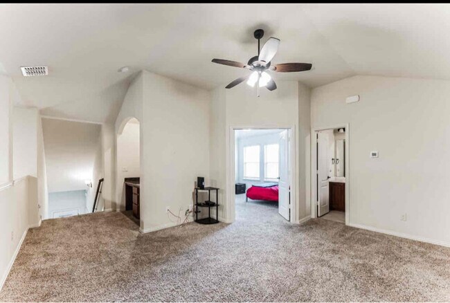 Building Photo - 207 Arborside Dr