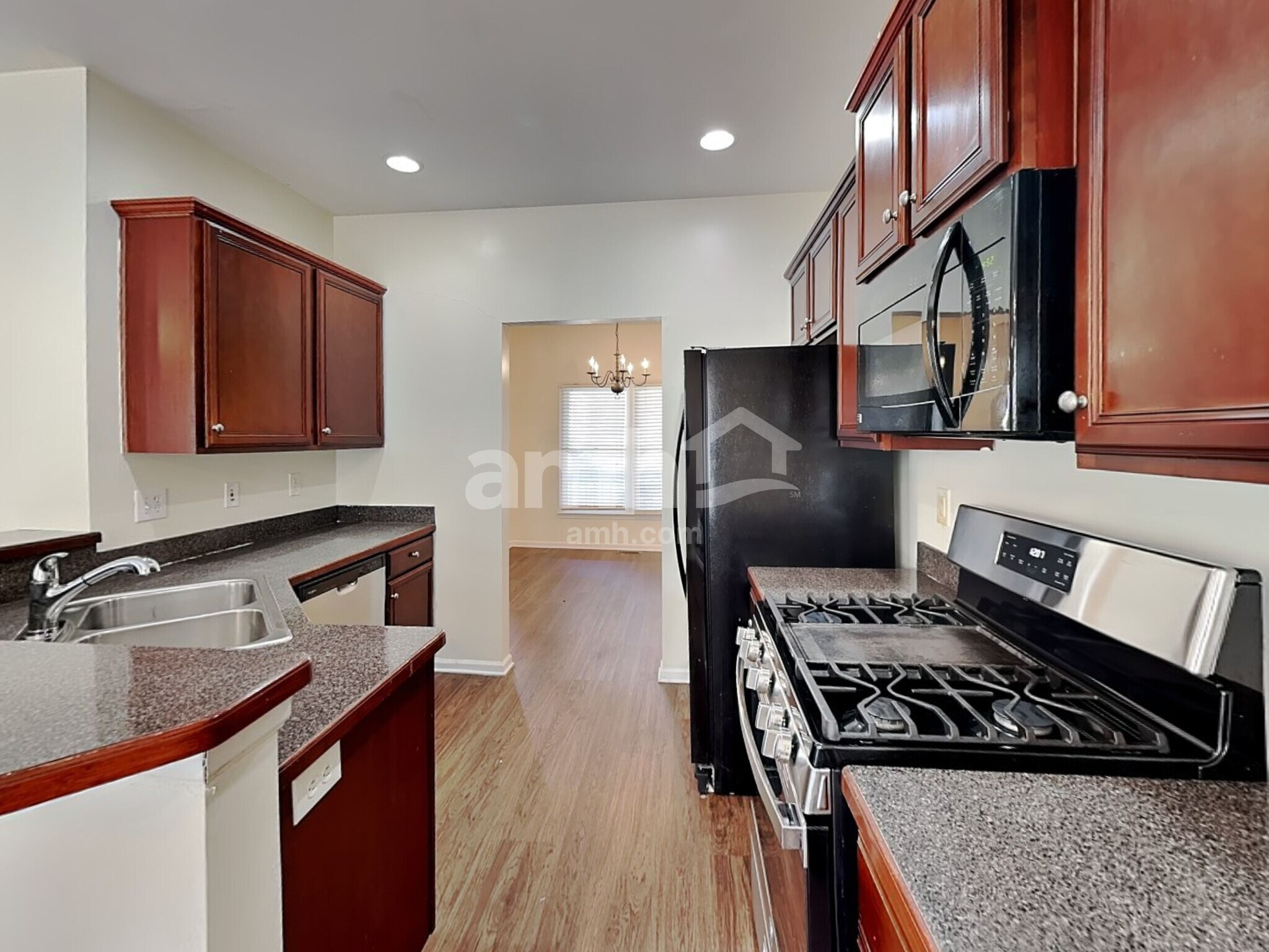 Building Photo - 34 Kodiak Ct