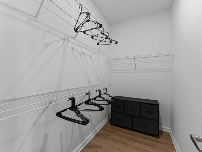 Building Photo - 14105 Epply Dr