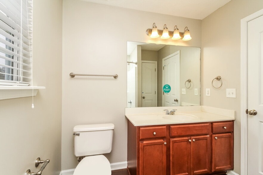 Building Photo - 9220 Thomason Trail