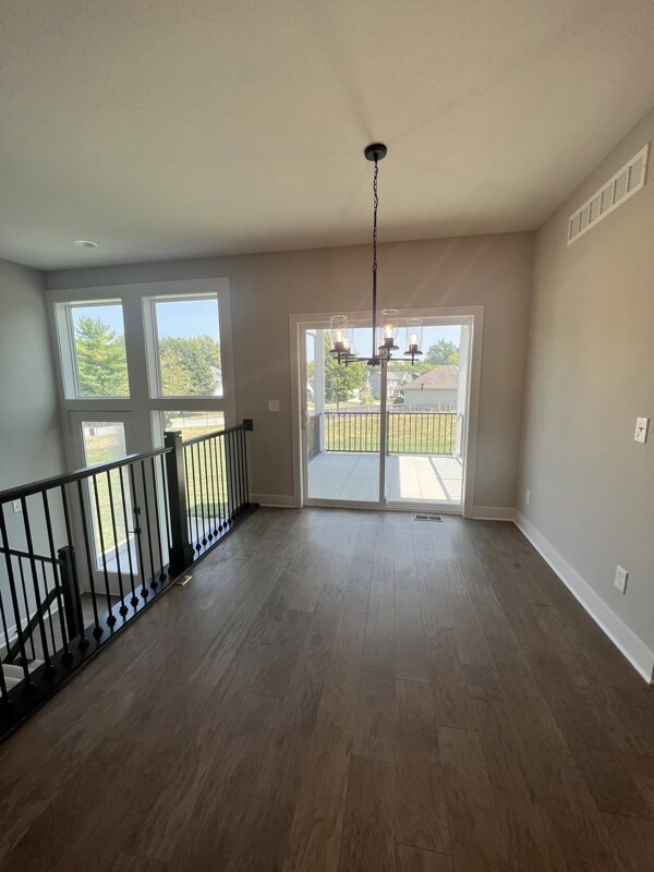 Building Photo - 1302 SW Heartwood Dr