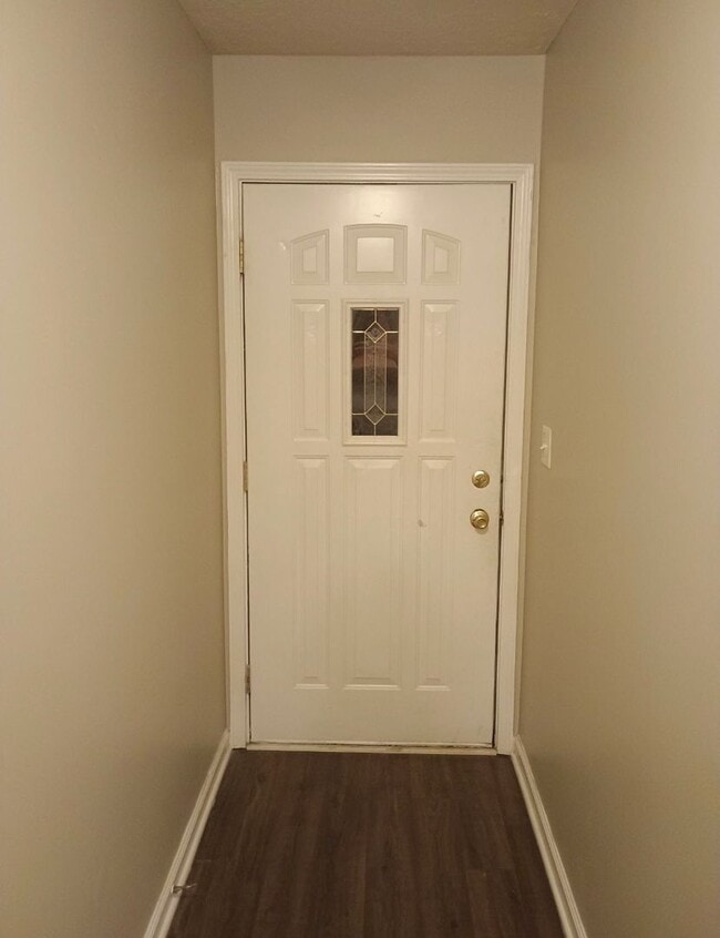 Building Photo - 109 Kestrel Ct