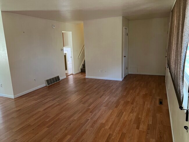 Building Photo - 2632 Penacho Cir