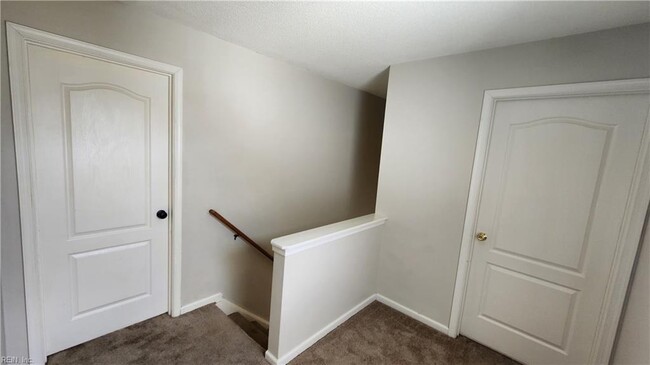 Building Photo - 3604 Pasture Cove