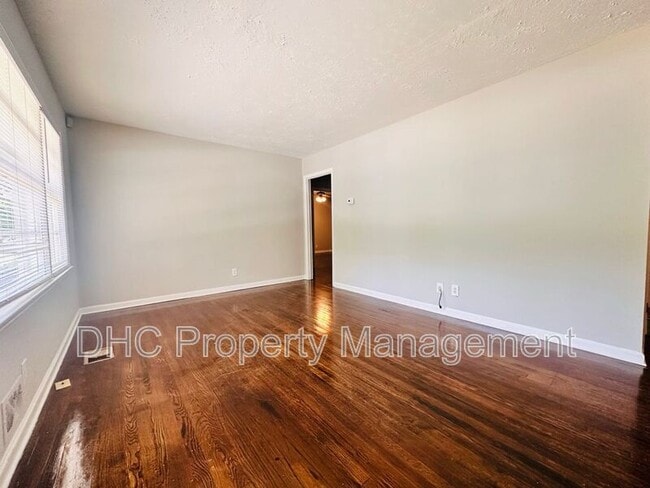 Building Photo - 3630 Boulder Park Dr SW
