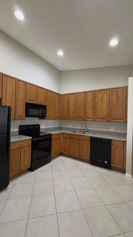 Building Photo - 8654 Lineyard Cay