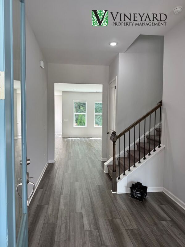 Building Photo - 265 Birchwood Row