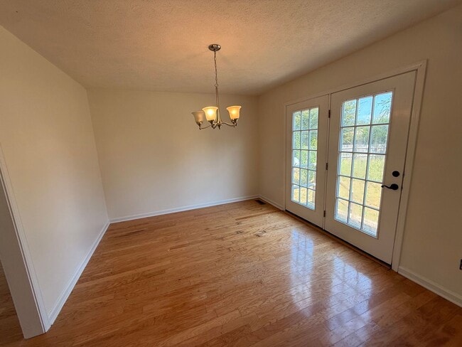 Building Photo - 112 Foxworth Dr